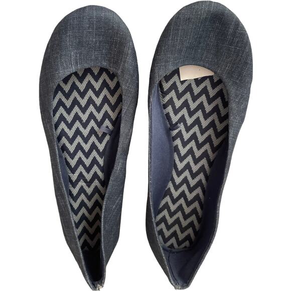 unknown Shoes - Women's Flats Blue Denim size 7 Never Worn